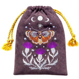 Bolsa de tarot de terciopelo grafito. Bolsa de tarot con bordado de cardo, mariposa y calavera. imagen 2