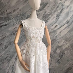 Boho Häkeln Makramee Netz Brautkleid, Kurzes Spitzen Brautkleid, Modernes Braut Kleid, Outdoor Zeremonie Kleid, Einfache Elopement Kleidung