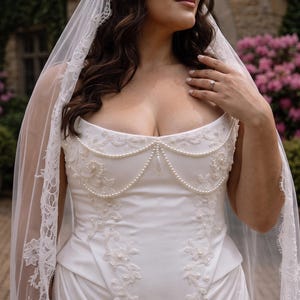 Corset de mariée ivoire à baleines, bustier de mariée en satin à lacets, tenue de réception élégante, haut corset de mariée image 16