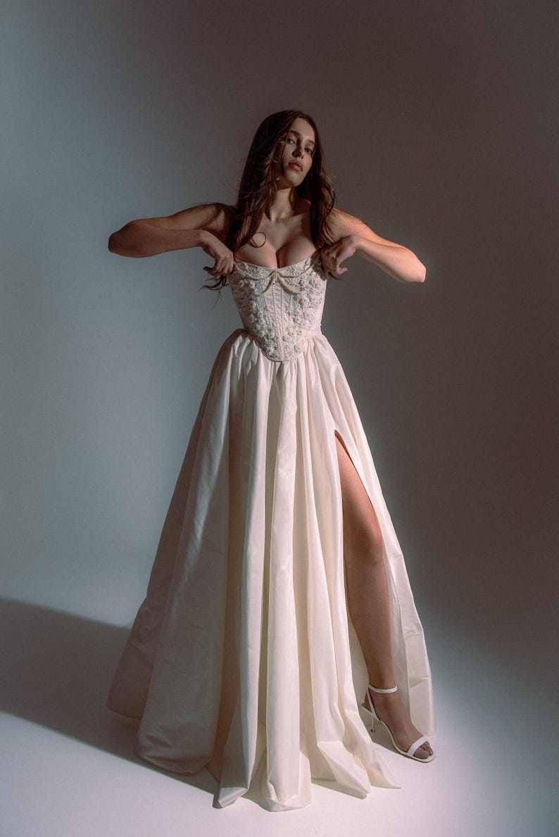 Ivory Taffeta Wedding Skirt, Leg Cut Custom Made Skirt, Bespoke Bridesmaid Skirt image 1