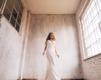 Bride Wedding Dress, Wedding Dress Simple, Minimalistic Style, Elegant, Lace Wedding Dress, Beach Wedding Dress, A-line Wedding Dress