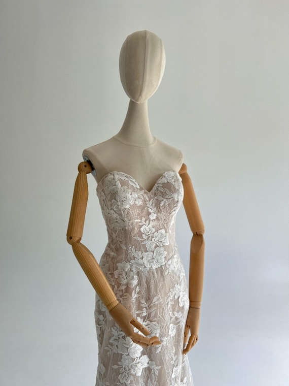 Custom Made Modern Wedding Dress, Petite Bride Bridal Gown, Elegant Design  - Etsy