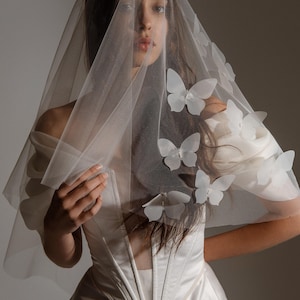 Wedding Veil with Personalized Touch, Handcrafted Bridal Veil, Customized Veil, Made to Order, Elegant Wedding Accessory