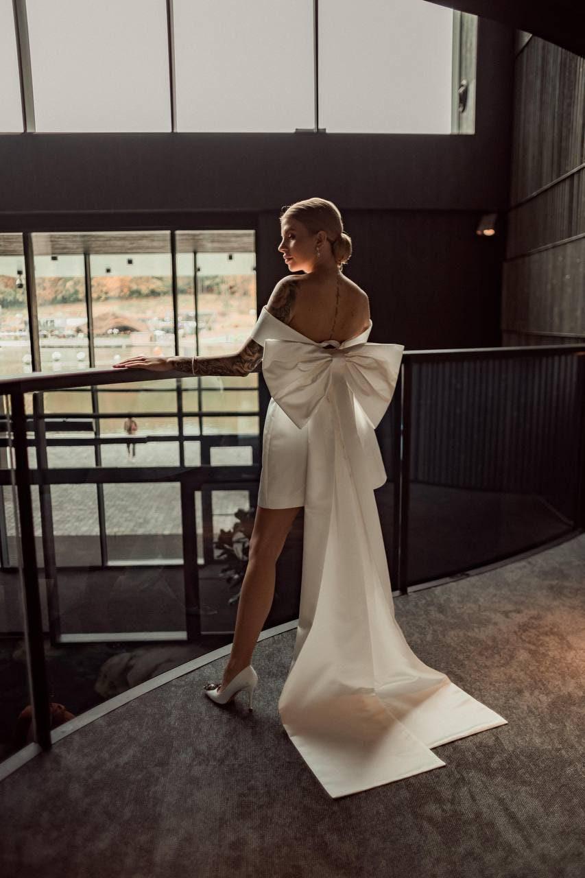 green emerald velvet dress Black and White Bodycon Off the Shoulder Midi Engagement Dress with Bow
