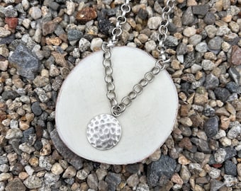 Antique silver 16” large toll chain with circle hammered pendant