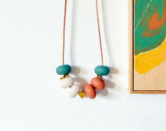 Stylish Mama Necklace | Breastfeeding Necklace For Mums | Nursing Necklace | Stylish Gift For New Mum | Hair Pulling Relief