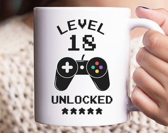 18th Birthday Gift for Boy Girl, Level 18 Unlocked Funny Gaming Mug, 18th Birthday Gift for Daughter Son, Turning 18 Gift