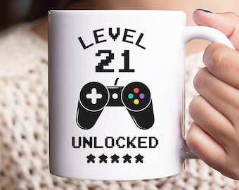 21st Birthday Gift for Him, Level 21 Unlocked Funny Gaming Mug, 21st Birthday Gift for Her, Turning 21 Gifts for Friends Men Women