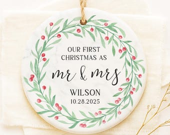 First Christmas Married Ornament, Personalized Mr and Mrs Christmas Bauble, Newlywed Couple Christmas Tree Decor, Xmas Wedding Ornament