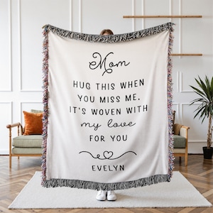 Mom Woven Blanket, Personalized Mothers Day Gift, Custom Name Blanket, Mama Vintage Blanket, Mom Birthday Gift, Christmas Gift from Daughter