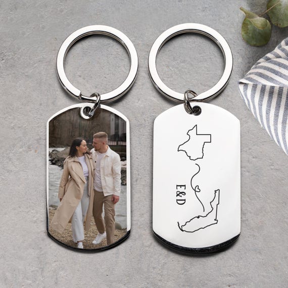 Portachiavi Personalizzato In Acciaio - Regalo Per Coppia, Famiglia | Con Messaggio 'I Need You Here' - Foto 7