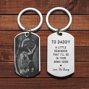 New Dad Keychain, Personalized Fathers Day Gift for Dad, Dad Birthday Gift from Baby, 1st Fathers Day Gift, First Fathers Day Keepsake