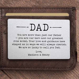 Benutzerdefinierte Dad Metal Wallet Card, Vatertagsgeschenk von Kindern, personalisiertes Dad Geburtstagsgeschenk von Tochter oder Sohn, Dad Weihnachtsgeschenk