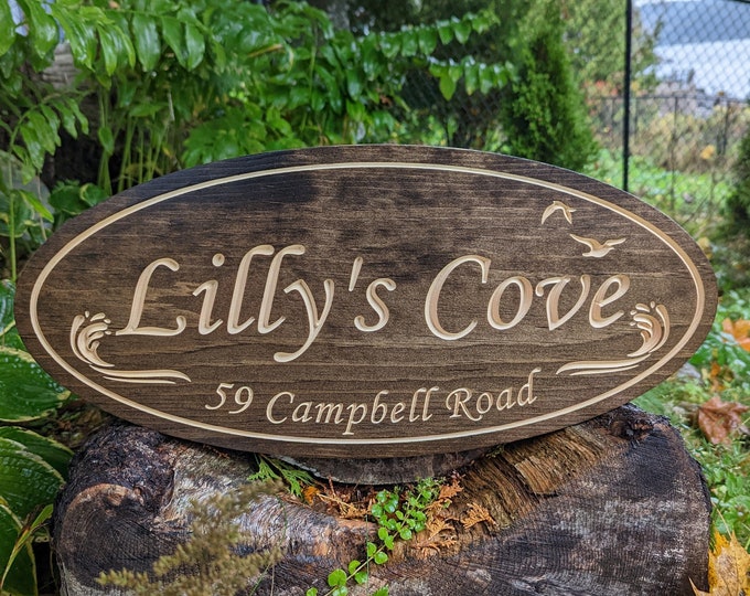 Family Name Sign - Ocean Waves and Gulls