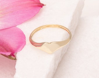 14k Solid Gold Heart Signet Ring