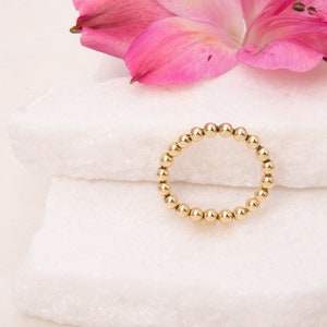 Anel de esfera de ouro maciço 14K: anel delicado com contas empilháveis