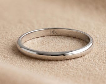 Alianza fina de oro blanco de 14 quilates (2 mm)