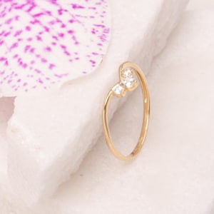 Anel Cluster CZ em Ouro Amarelo Sólido 14K