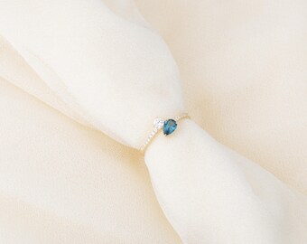 14K Gold Toi Et Moi Ring: Cubic Zirconia Double Stone Ring