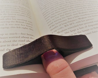 Book Holder | Page Holder | Plastic Book Page Holder | Thumb Page Holder | Page Mark | Book Ring Holder | 3D Printed - Free Personalization