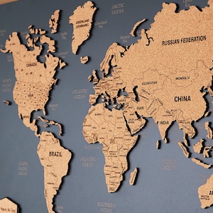 3D Weltkarte, Kork Weltkarte Wandkunst, hölzerne Weltkarte Push Pin, personalisierte Reisekarte, über dem Bett Dekor, Pinnwand Wohnung Dekor Bild 1