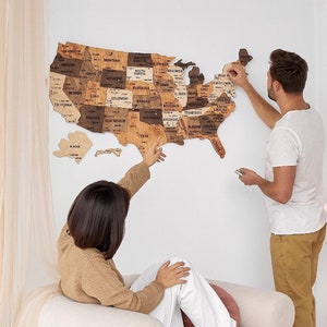 Carte des États-Unis en bois, carte des États-Unis avec punaises, décoration d'appartement, carte de voyage en famille des États-Unis, cadeau de 5e anniversaire, cadeau de retraite d'art mural en bois