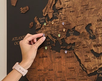 Arte da parete con mappa del mondo in legno, mappa del mondo da viaggio con puntina da disegno, grande mappa del mondo personalizzata, decorazione dell'appartamento con mappa del mondo in sughero, regalo per il 5° anniversario