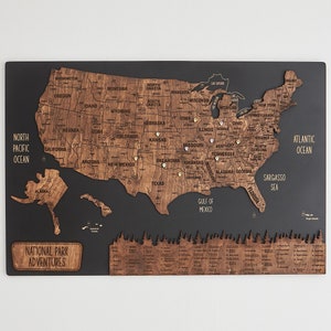 Nationaal park kaart poster, push pin kaarten reiskaart, grote Amerikaanse kaart houten muur kunst, houten muur decor appartement, cadeau 5e verjaardag