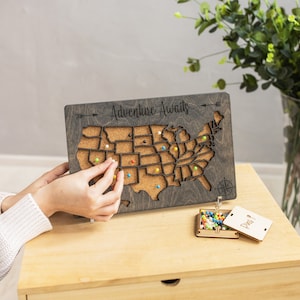 Push Pin United States Map, Travel Map Apartment Decor 1st Anniversary Gift, Custom Map Gift 50 States Map, Cork Board Newlywed Gift