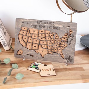 Carte de voyage aux États-Unis pour les cadeaux d’anniversaire de couple, cadeaux de relation en bois personnalisés aux États-Unis, carte en tiret de liège personnalisée Push Pin