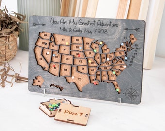 Cadeaux de couple, Carte Push Pin, Carte de voyage, Carte des États-Unis, Cadeau de relation longue distance pour petit ami, Cork Carte des États-Unis Cadeau de voyage
