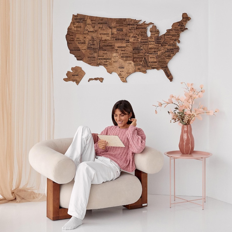Wooden United States map 5th anniversary gift idea on living room wall