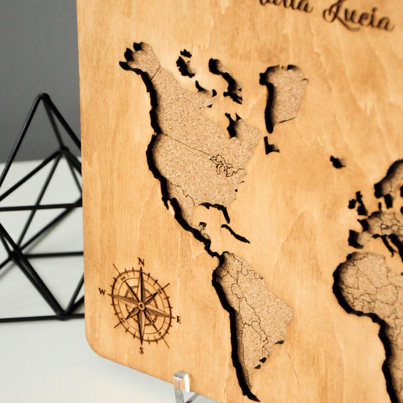 Carte du monde Push Pin, Cork Board Carte du monde en bois, Carte de voyage personnalisée, Décoration de lappartement Carte en bois du monde image 10
