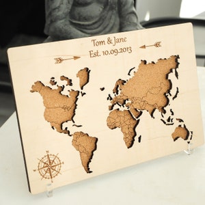 Carte du monde Push Pin, Cork Board Carte du monde en bois, Carte de voyage personnalisée, Décoration de lappartement Carte en bois du monde image 7