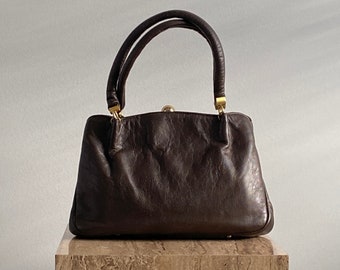 Cocoa Puffy Purse ~ Modernist deco handbag - 80's vintage ladies bag