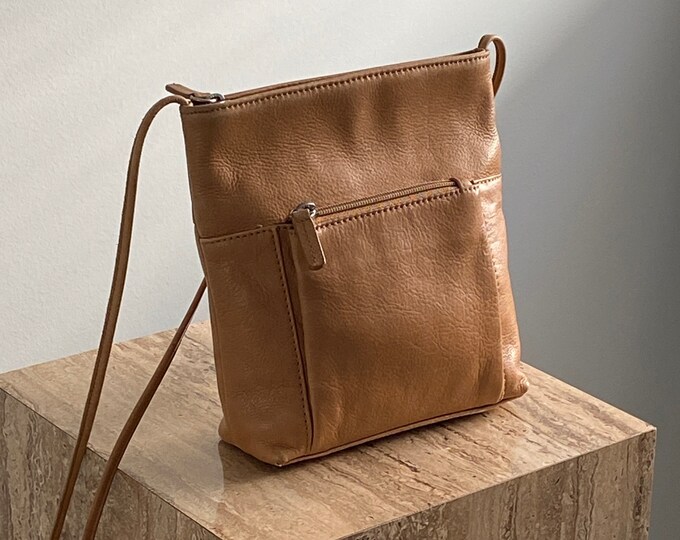 Cognac Leather Purse Modernist Honey Brown Bag 90's Vintage Ladies Mini