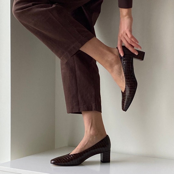 Cocoa Leather Pumps ~ 1990s vintage brown block h… - image 4