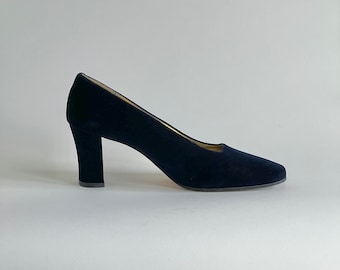 Blue Velvet Pumps ~ 1990s vintage ocean blue block heel shoes - gorgeous square toe leather 1990s pumps size 7M US