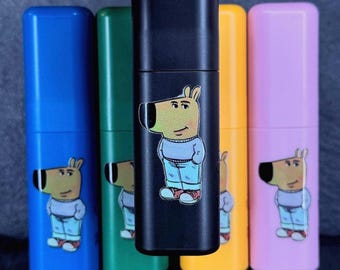 Estuche para cigarrillos con tubo hermético para encendedores CHILL GUY