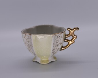 Vintage tea Cup, floral tea or coffee cup, antique mug, kitsch design tea cup, collection cup, yellow and gold