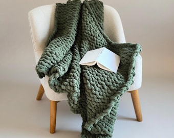 Handmade Chenille Chunky Knit Blanket: Cozy Throw Blanket