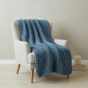 Chunky Knit Blanket: Handmade Chenille Throw, Cozy Home Decor immagine 1