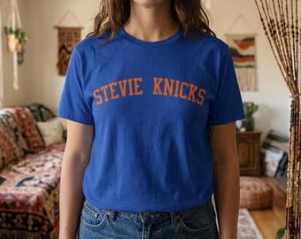Taylor-Inspired Stevie Knicks Shirt | Retro Basketball Fan Tee | Celebrity-Inspired Graphic T-Shirt | Game Day Outfit | Sports Fan Gift