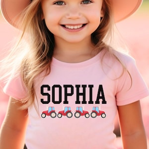 Nom personnalisé tracteur rouge anniversaire garçon maman fête d'anniversaire T-shirt enfant cadeau nouvelle maman baby shower grossesse faire part famille correspondant agriculture