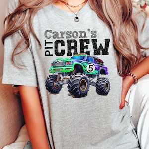 Nazwa niestandardowa Pit Crew Monster Truck Jam FamilyMatching Urodziny T-shirt Digger Chłopiec Mama Tata Brat Siostra, Mama, Prezent na wydarzenie Syn Grób
