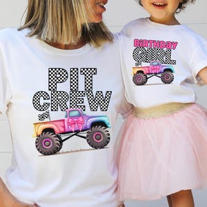 Dziewczyny Pit Crew Birthday Girl Cousin Crew kokietka kokarda Monster Truck Jam Party koszula, flaga w kratkę Sparkle Rainbow Mama Siostra Ciocia Babcia