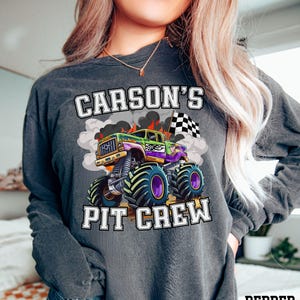 Nazwa niestandardowa Pit Crew Party Monster Truck Jam Urodziny Gorące samochody Koła Chłopiec Rodzina Dopasowanie Rodzic Dzieci Mama Dada Dziadek Komfort Kolory