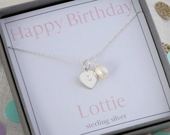 Mädchen Perle und Silber Herz erste Halskette, personalisierte Halskette für Mädchen, Geschenk für Mädchen, Perlenkette Mädchen, Geburtstagsgeschenk Mädchen