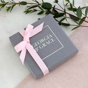Girls 18th birthday necklace , personalised silver 18th necklace, 18th keepsake, 18th gift for her image 2