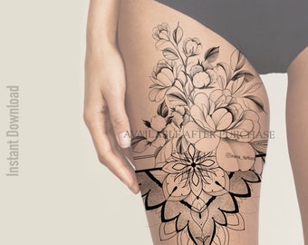 Puede incluir: Un diseño de tatuaje floral en blanco y negro con un gran ramo de flores y un diseño estilo mandala. Se ven las palabras "Floral Tattos", "Instant Download" y "Custom Tattoo Design".